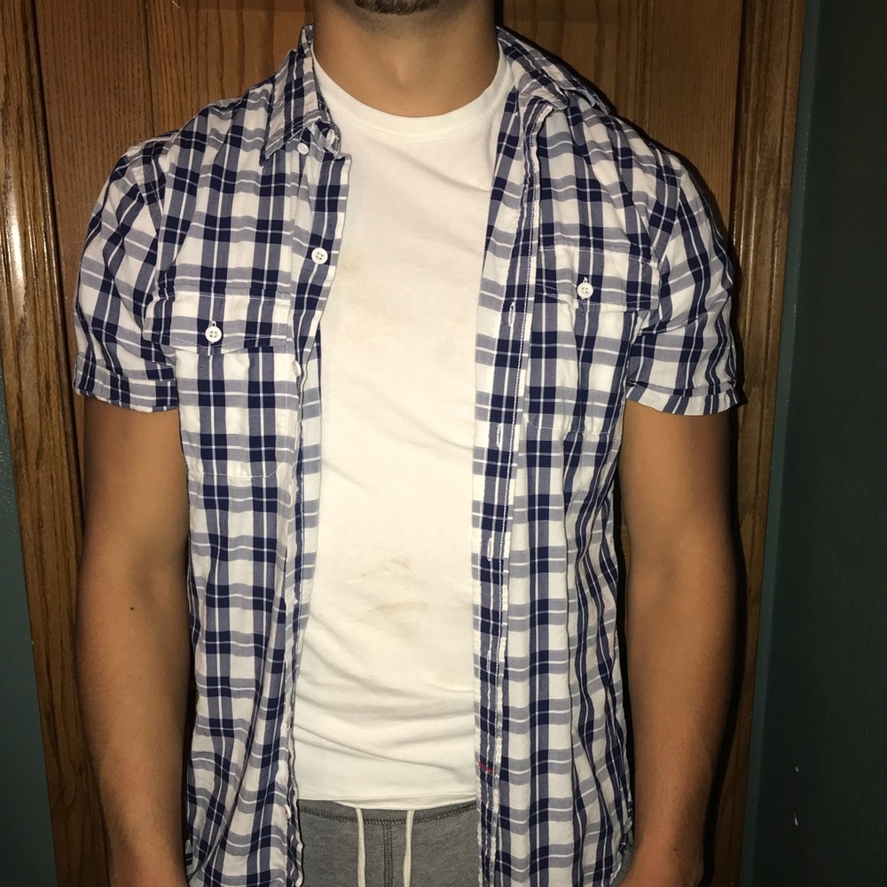 Men’s Plaid Button Up